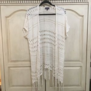 Artesia Women’s Crocheted Cream Cardigan Size XS EUC